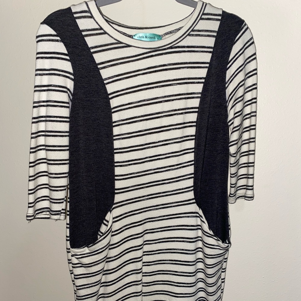 Quarter sleeve striped dress